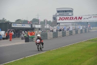 Mallory-park-Leicestershire;Mallory-park-photographs;Motorcycle-action-photographs;classic-bikes;event-digital-images;eventdigitalimages;mallory-park;no-limits-trackday;peter-wileman-photography;vintage-bikes;vintage-motorcycles;vmcc-festival-1000-bikes