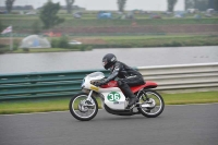 Mallory-park-Leicestershire;Mallory-park-photographs;Motorcycle-action-photographs;classic-bikes;event-digital-images;eventdigitalimages;mallory-park;no-limits-trackday;peter-wileman-photography;vintage-bikes;vintage-motorcycles;vmcc-festival-1000-bikes