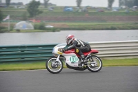 Mallory-park-Leicestershire;Mallory-park-photographs;Motorcycle-action-photographs;classic-bikes;event-digital-images;eventdigitalimages;mallory-park;no-limits-trackday;peter-wileman-photography;vintage-bikes;vintage-motorcycles;vmcc-festival-1000-bikes