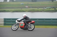 Mallory-park-Leicestershire;Mallory-park-photographs;Motorcycle-action-photographs;classic-bikes;event-digital-images;eventdigitalimages;mallory-park;no-limits-trackday;peter-wileman-photography;vintage-bikes;vintage-motorcycles;vmcc-festival-1000-bikes