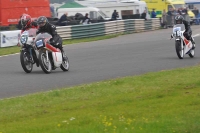 Mallory-park-Leicestershire;Mallory-park-photographs;Motorcycle-action-photographs;classic-bikes;event-digital-images;eventdigitalimages;mallory-park;no-limits-trackday;peter-wileman-photography;vintage-bikes;vintage-motorcycles;vmcc-festival-1000-bikes