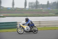 Mallory-park-Leicestershire;Mallory-park-photographs;Motorcycle-action-photographs;classic-bikes;event-digital-images;eventdigitalimages;mallory-park;no-limits-trackday;peter-wileman-photography;vintage-bikes;vintage-motorcycles;vmcc-festival-1000-bikes