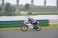 Mallory-park-Leicestershire;Mallory-park-photographs;Motorcycle-action-photographs;classic-bikes;event-digital-images;eventdigitalimages;mallory-park;no-limits-trackday;peter-wileman-photography;vintage-bikes;vintage-motorcycles;vmcc-festival-1000-bikes