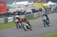 Mallory-park-Leicestershire;Mallory-park-photographs;Motorcycle-action-photographs;classic-bikes;event-digital-images;eventdigitalimages;mallory-park;no-limits-trackday;peter-wileman-photography;vintage-bikes;vintage-motorcycles;vmcc-festival-1000-bikes