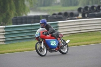 Mallory-park-Leicestershire;Mallory-park-photographs;Motorcycle-action-photographs;classic-bikes;event-digital-images;eventdigitalimages;mallory-park;no-limits-trackday;peter-wileman-photography;vintage-bikes;vintage-motorcycles;vmcc-festival-1000-bikes