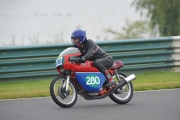 Mallory-park-Leicestershire;Mallory-park-photographs;Motorcycle-action-photographs;classic-bikes;event-digital-images;eventdigitalimages;mallory-park;no-limits-trackday;peter-wileman-photography;vintage-bikes;vintage-motorcycles;vmcc-festival-1000-bikes