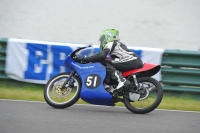 Mallory-park-Leicestershire;Mallory-park-photographs;Motorcycle-action-photographs;classic-bikes;event-digital-images;eventdigitalimages;mallory-park;no-limits-trackday;peter-wileman-photography;vintage-bikes;vintage-motorcycles;vmcc-festival-1000-bikes