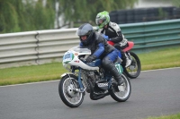Mallory-park-Leicestershire;Mallory-park-photographs;Motorcycle-action-photographs;classic-bikes;event-digital-images;eventdigitalimages;mallory-park;no-limits-trackday;peter-wileman-photography;vintage-bikes;vintage-motorcycles;vmcc-festival-1000-bikes