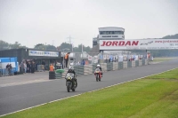 Mallory-park-Leicestershire;Mallory-park-photographs;Motorcycle-action-photographs;classic-bikes;event-digital-images;eventdigitalimages;mallory-park;no-limits-trackday;peter-wileman-photography;vintage-bikes;vintage-motorcycles;vmcc-festival-1000-bikes