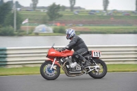 Mallory-park-Leicestershire;Mallory-park-photographs;Motorcycle-action-photographs;classic-bikes;event-digital-images;eventdigitalimages;mallory-park;no-limits-trackday;peter-wileman-photography;vintage-bikes;vintage-motorcycles;vmcc-festival-1000-bikes