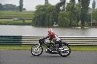 Mallory-park-Leicestershire;Mallory-park-photographs;Motorcycle-action-photographs;classic-bikes;event-digital-images;eventdigitalimages;mallory-park;no-limits-trackday;peter-wileman-photography;vintage-bikes;vintage-motorcycles;vmcc-festival-1000-bikes