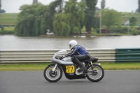 Mallory-park-Leicestershire;Mallory-park-photographs;Motorcycle-action-photographs;classic-bikes;event-digital-images;eventdigitalimages;mallory-park;no-limits-trackday;peter-wileman-photography;vintage-bikes;vintage-motorcycles;vmcc-festival-1000-bikes