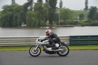 Mallory-park-Leicestershire;Mallory-park-photographs;Motorcycle-action-photographs;classic-bikes;event-digital-images;eventdigitalimages;mallory-park;no-limits-trackday;peter-wileman-photography;vintage-bikes;vintage-motorcycles;vmcc-festival-1000-bikes