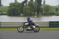 Mallory-park-Leicestershire;Mallory-park-photographs;Motorcycle-action-photographs;classic-bikes;event-digital-images;eventdigitalimages;mallory-park;no-limits-trackday;peter-wileman-photography;vintage-bikes;vintage-motorcycles;vmcc-festival-1000-bikes