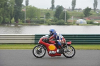 Mallory-park-Leicestershire;Mallory-park-photographs;Motorcycle-action-photographs;classic-bikes;event-digital-images;eventdigitalimages;mallory-park;no-limits-trackday;peter-wileman-photography;vintage-bikes;vintage-motorcycles;vmcc-festival-1000-bikes