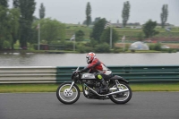 Mallory-park-Leicestershire;Mallory-park-photographs;Motorcycle-action-photographs;classic-bikes;event-digital-images;eventdigitalimages;mallory-park;no-limits-trackday;peter-wileman-photography;vintage-bikes;vintage-motorcycles;vmcc-festival-1000-bikes