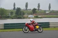 Mallory-park-Leicestershire;Mallory-park-photographs;Motorcycle-action-photographs;classic-bikes;event-digital-images;eventdigitalimages;mallory-park;no-limits-trackday;peter-wileman-photography;vintage-bikes;vintage-motorcycles;vmcc-festival-1000-bikes