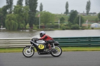 Mallory-park-Leicestershire;Mallory-park-photographs;Motorcycle-action-photographs;classic-bikes;event-digital-images;eventdigitalimages;mallory-park;no-limits-trackday;peter-wileman-photography;vintage-bikes;vintage-motorcycles;vmcc-festival-1000-bikes