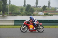 Mallory-park-Leicestershire;Mallory-park-photographs;Motorcycle-action-photographs;classic-bikes;event-digital-images;eventdigitalimages;mallory-park;no-limits-trackday;peter-wileman-photography;vintage-bikes;vintage-motorcycles;vmcc-festival-1000-bikes