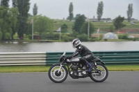 Mallory-park-Leicestershire;Mallory-park-photographs;Motorcycle-action-photographs;classic-bikes;event-digital-images;eventdigitalimages;mallory-park;no-limits-trackday;peter-wileman-photography;vintage-bikes;vintage-motorcycles;vmcc-festival-1000-bikes