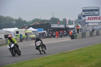 Mallory-park-Leicestershire;Mallory-park-photographs;Motorcycle-action-photographs;classic-bikes;event-digital-images;eventdigitalimages;mallory-park;no-limits-trackday;peter-wileman-photography;vintage-bikes;vintage-motorcycles;vmcc-festival-1000-bikes