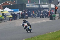 Mallory-park-Leicestershire;Mallory-park-photographs;Motorcycle-action-photographs;classic-bikes;event-digital-images;eventdigitalimages;mallory-park;no-limits-trackday;peter-wileman-photography;vintage-bikes;vintage-motorcycles;vmcc-festival-1000-bikes