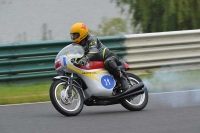Mallory-park-Leicestershire;Mallory-park-photographs;Motorcycle-action-photographs;classic-bikes;event-digital-images;eventdigitalimages;mallory-park;no-limits-trackday;peter-wileman-photography;vintage-bikes;vintage-motorcycles;vmcc-festival-1000-bikes