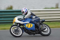 Mallory-park-Leicestershire;Mallory-park-photographs;Motorcycle-action-photographs;classic-bikes;event-digital-images;eventdigitalimages;mallory-park;no-limits-trackday;peter-wileman-photography;vintage-bikes;vintage-motorcycles;vmcc-festival-1000-bikes