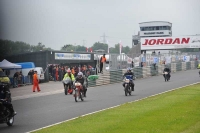 Mallory-park-Leicestershire;Mallory-park-photographs;Motorcycle-action-photographs;classic-bikes;event-digital-images;eventdigitalimages;mallory-park;no-limits-trackday;peter-wileman-photography;vintage-bikes;vintage-motorcycles;vmcc-festival-1000-bikes