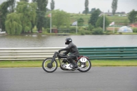 Mallory-park-Leicestershire;Mallory-park-photographs;Motorcycle-action-photographs;classic-bikes;event-digital-images;eventdigitalimages;mallory-park;no-limits-trackday;peter-wileman-photography;vintage-bikes;vintage-motorcycles;vmcc-festival-1000-bikes