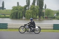 Mallory-park-Leicestershire;Mallory-park-photographs;Motorcycle-action-photographs;classic-bikes;event-digital-images;eventdigitalimages;mallory-park;no-limits-trackday;peter-wileman-photography;vintage-bikes;vintage-motorcycles;vmcc-festival-1000-bikes