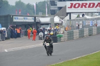 Mallory-park-Leicestershire;Mallory-park-photographs;Motorcycle-action-photographs;classic-bikes;event-digital-images;eventdigitalimages;mallory-park;no-limits-trackday;peter-wileman-photography;vintage-bikes;vintage-motorcycles;vmcc-festival-1000-bikes