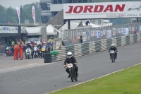 Mallory-park-Leicestershire;Mallory-park-photographs;Motorcycle-action-photographs;classic-bikes;event-digital-images;eventdigitalimages;mallory-park;no-limits-trackday;peter-wileman-photography;vintage-bikes;vintage-motorcycles;vmcc-festival-1000-bikes