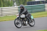 Mallory-park-Leicestershire;Mallory-park-photographs;Motorcycle-action-photographs;classic-bikes;event-digital-images;eventdigitalimages;mallory-park;no-limits-trackday;peter-wileman-photography;vintage-bikes;vintage-motorcycles;vmcc-festival-1000-bikes