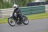 Mallory-park-Leicestershire;Mallory-park-photographs;Motorcycle-action-photographs;classic-bikes;event-digital-images;eventdigitalimages;mallory-park;no-limits-trackday;peter-wileman-photography;vintage-bikes;vintage-motorcycles;vmcc-festival-1000-bikes