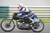 Mallory-park-Leicestershire;Mallory-park-photographs;Motorcycle-action-photographs;classic-bikes;event-digital-images;eventdigitalimages;mallory-park;no-limits-trackday;peter-wileman-photography;vintage-bikes;vintage-motorcycles;vmcc-festival-1000-bikes