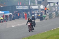 Mallory-park-Leicestershire;Mallory-park-photographs;Motorcycle-action-photographs;classic-bikes;event-digital-images;eventdigitalimages;mallory-park;no-limits-trackday;peter-wileman-photography;vintage-bikes;vintage-motorcycles;vmcc-festival-1000-bikes