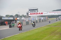 Mallory-park-Leicestershire;Mallory-park-photographs;Motorcycle-action-photographs;classic-bikes;event-digital-images;eventdigitalimages;mallory-park;no-limits-trackday;peter-wileman-photography;vintage-bikes;vintage-motorcycles;vmcc-festival-1000-bikes