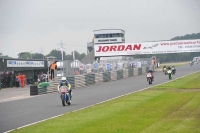 Mallory-park-Leicestershire;Mallory-park-photographs;Motorcycle-action-photographs;classic-bikes;event-digital-images;eventdigitalimages;mallory-park;no-limits-trackday;peter-wileman-photography;vintage-bikes;vintage-motorcycles;vmcc-festival-1000-bikes