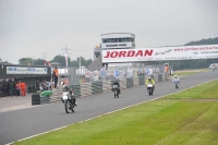 Mallory-park-Leicestershire;Mallory-park-photographs;Motorcycle-action-photographs;classic-bikes;event-digital-images;eventdigitalimages;mallory-park;no-limits-trackday;peter-wileman-photography;vintage-bikes;vintage-motorcycles;vmcc-festival-1000-bikes