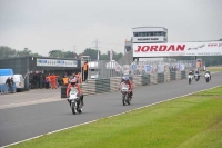 Mallory-park-Leicestershire;Mallory-park-photographs;Motorcycle-action-photographs;classic-bikes;event-digital-images;eventdigitalimages;mallory-park;no-limits-trackday;peter-wileman-photography;vintage-bikes;vintage-motorcycles;vmcc-festival-1000-bikes