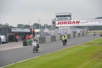 Mallory-park-Leicestershire;Mallory-park-photographs;Motorcycle-action-photographs;classic-bikes;event-digital-images;eventdigitalimages;mallory-park;no-limits-trackday;peter-wileman-photography;vintage-bikes;vintage-motorcycles;vmcc-festival-1000-bikes