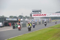 Mallory-park-Leicestershire;Mallory-park-photographs;Motorcycle-action-photographs;classic-bikes;event-digital-images;eventdigitalimages;mallory-park;no-limits-trackday;peter-wileman-photography;vintage-bikes;vintage-motorcycles;vmcc-festival-1000-bikes