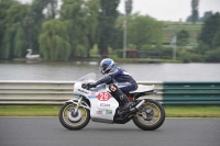 Mallory-park-Leicestershire;Mallory-park-photographs;Motorcycle-action-photographs;classic-bikes;event-digital-images;eventdigitalimages;mallory-park;no-limits-trackday;peter-wileman-photography;vintage-bikes;vintage-motorcycles;vmcc-festival-1000-bikes