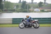 Mallory-park-Leicestershire;Mallory-park-photographs;Motorcycle-action-photographs;classic-bikes;event-digital-images;eventdigitalimages;mallory-park;no-limits-trackday;peter-wileman-photography;vintage-bikes;vintage-motorcycles;vmcc-festival-1000-bikes