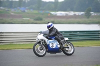 Mallory-park-Leicestershire;Mallory-park-photographs;Motorcycle-action-photographs;classic-bikes;event-digital-images;eventdigitalimages;mallory-park;no-limits-trackday;peter-wileman-photography;vintage-bikes;vintage-motorcycles;vmcc-festival-1000-bikes