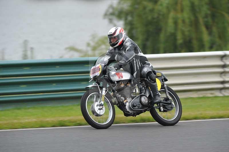 Mallory park Leicestershire;Mallory park photographs;Motorcycle action photographs;classic bikes;event digital images;eventdigitalimages;mallory park;no limits trackday;peter wileman photography;vintage bikes;vintage motorcycles;vmcc festival 1000 bikes