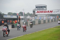 Mallory-park-Leicestershire;Mallory-park-photographs;Motorcycle-action-photographs;classic-bikes;event-digital-images;eventdigitalimages;mallory-park;no-limits-trackday;peter-wileman-photography;vintage-bikes;vintage-motorcycles;vmcc-festival-1000-bikes