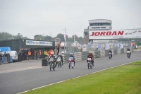 Mallory-park-Leicestershire;Mallory-park-photographs;Motorcycle-action-photographs;classic-bikes;event-digital-images;eventdigitalimages;mallory-park;no-limits-trackday;peter-wileman-photography;vintage-bikes;vintage-motorcycles;vmcc-festival-1000-bikes