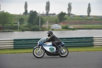 Mallory-park-Leicestershire;Mallory-park-photographs;Motorcycle-action-photographs;classic-bikes;event-digital-images;eventdigitalimages;mallory-park;no-limits-trackday;peter-wileman-photography;vintage-bikes;vintage-motorcycles;vmcc-festival-1000-bikes